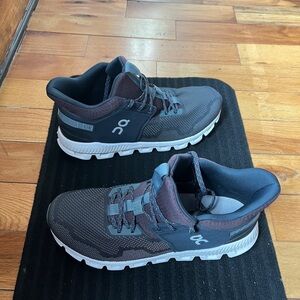 On Running Men's Black and Gray Shoes - Size 11